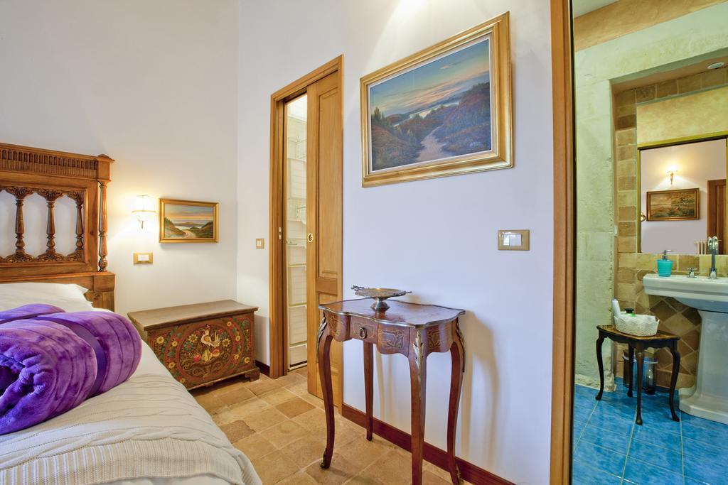 B&B Il Marchese Del Grillo Сульмона Номер фото